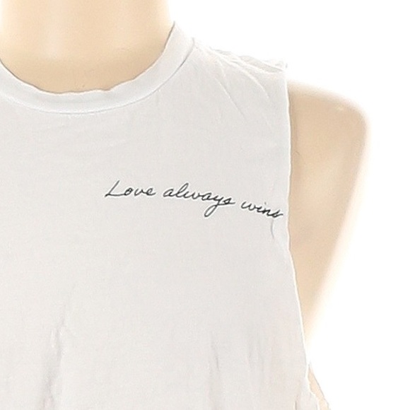 Beautiful and fun White Sleeveless Top with “Love Always Wins” on Front in M - Picture 3 of 4